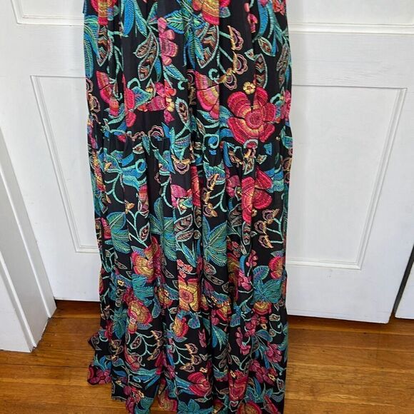 Flying Tomato ISLAND DREAMS WOVEN MAXI DRESS Size Small Nwot Black Floral - Picture 4 of 9